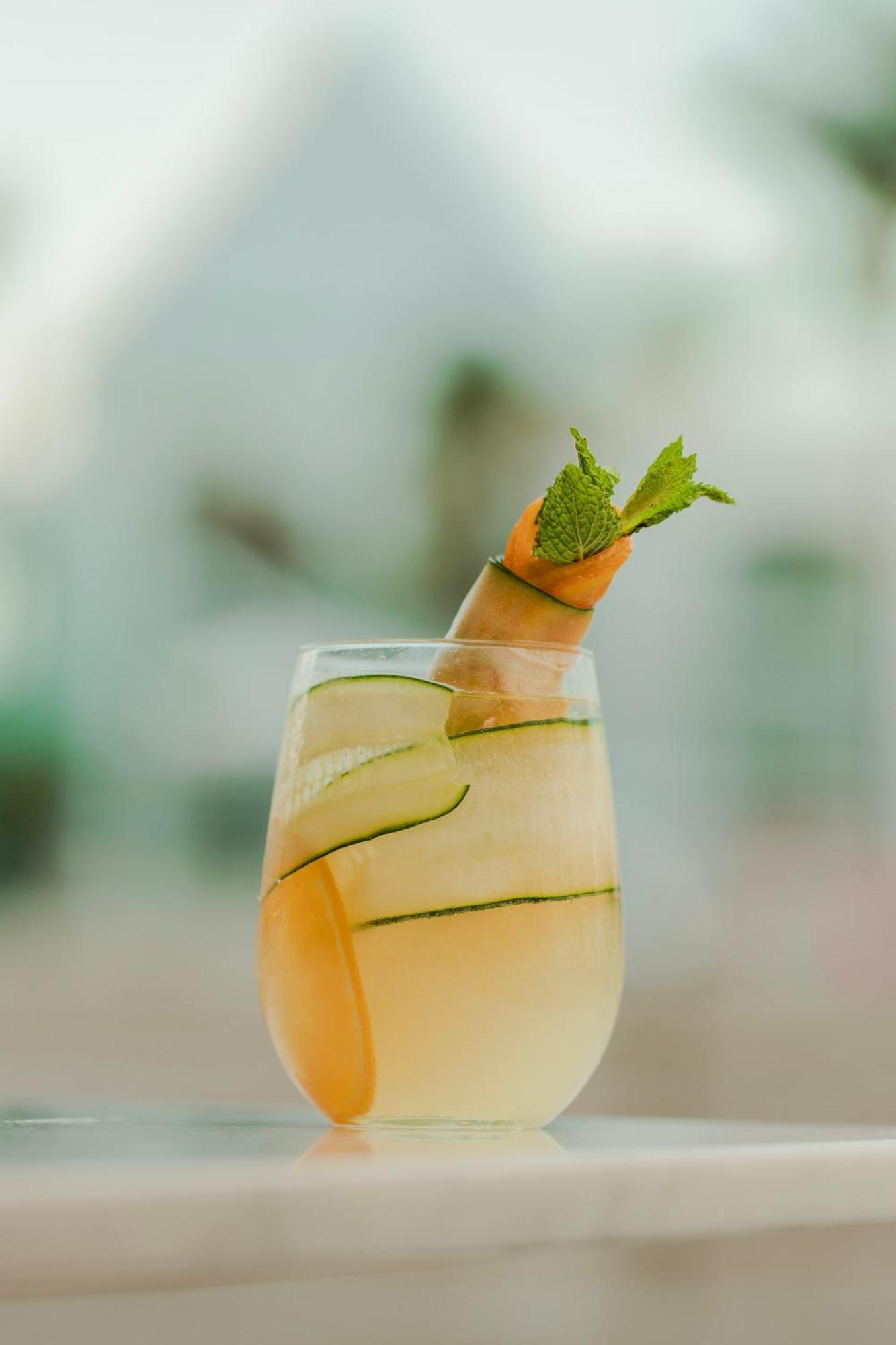 The Mill Resort And Suites 팜비치 외부 사진