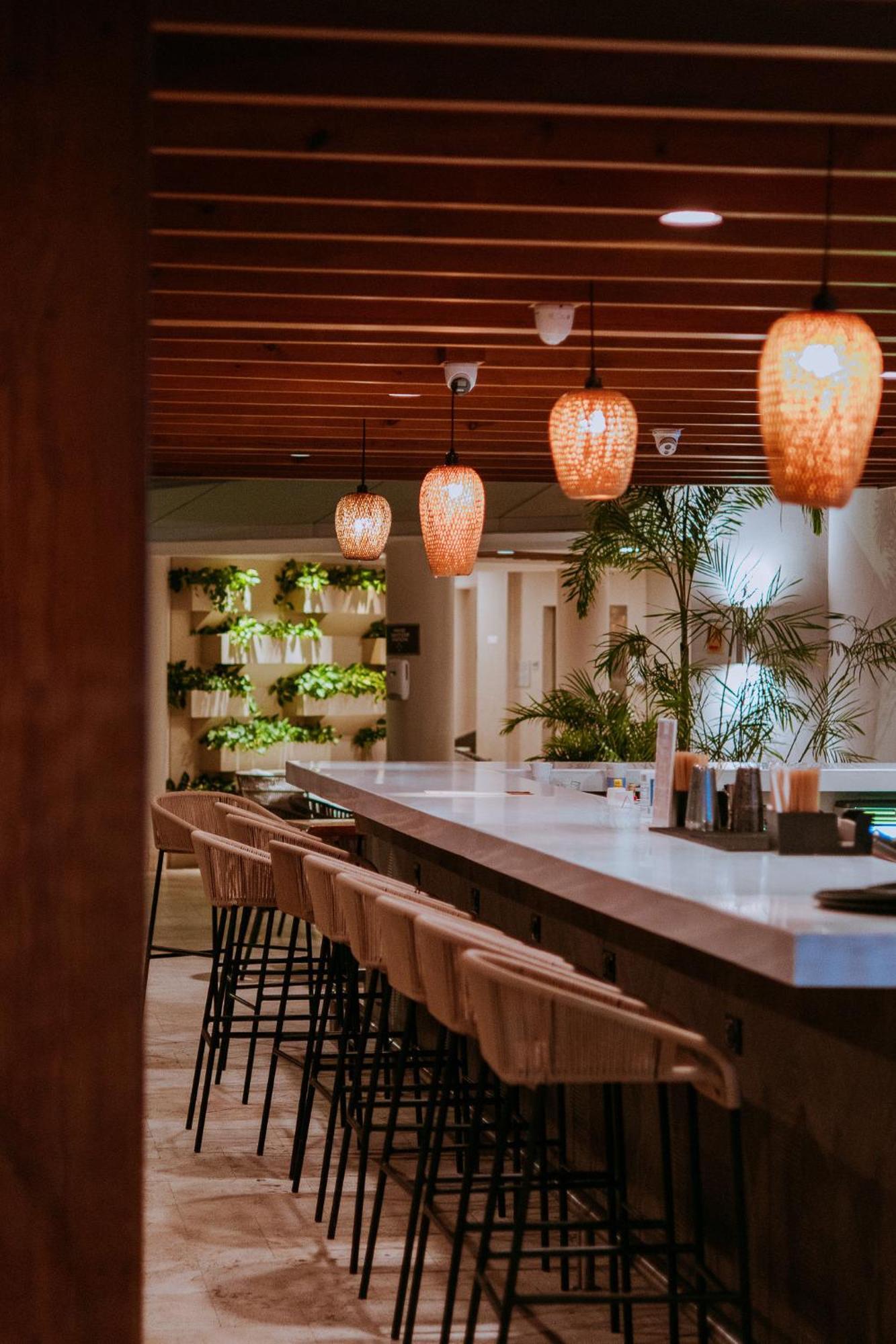 The Mill Resort And Suites 팜비치 외부 사진